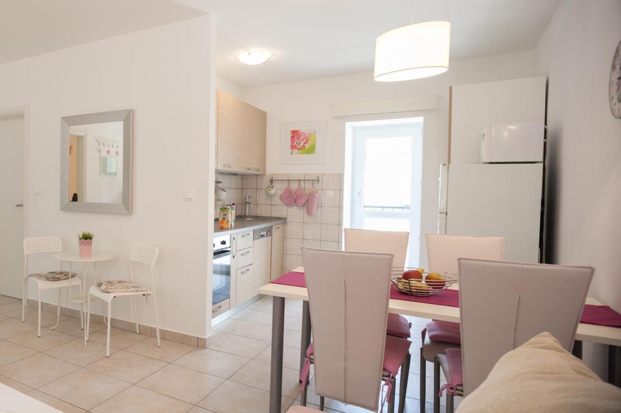 Apartment Bura 1 Makarska Exterior foto